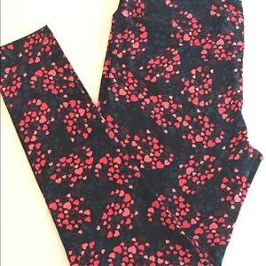 ❤️ LuLaRoe TC Leggings. New w/o tag. Price Firm.